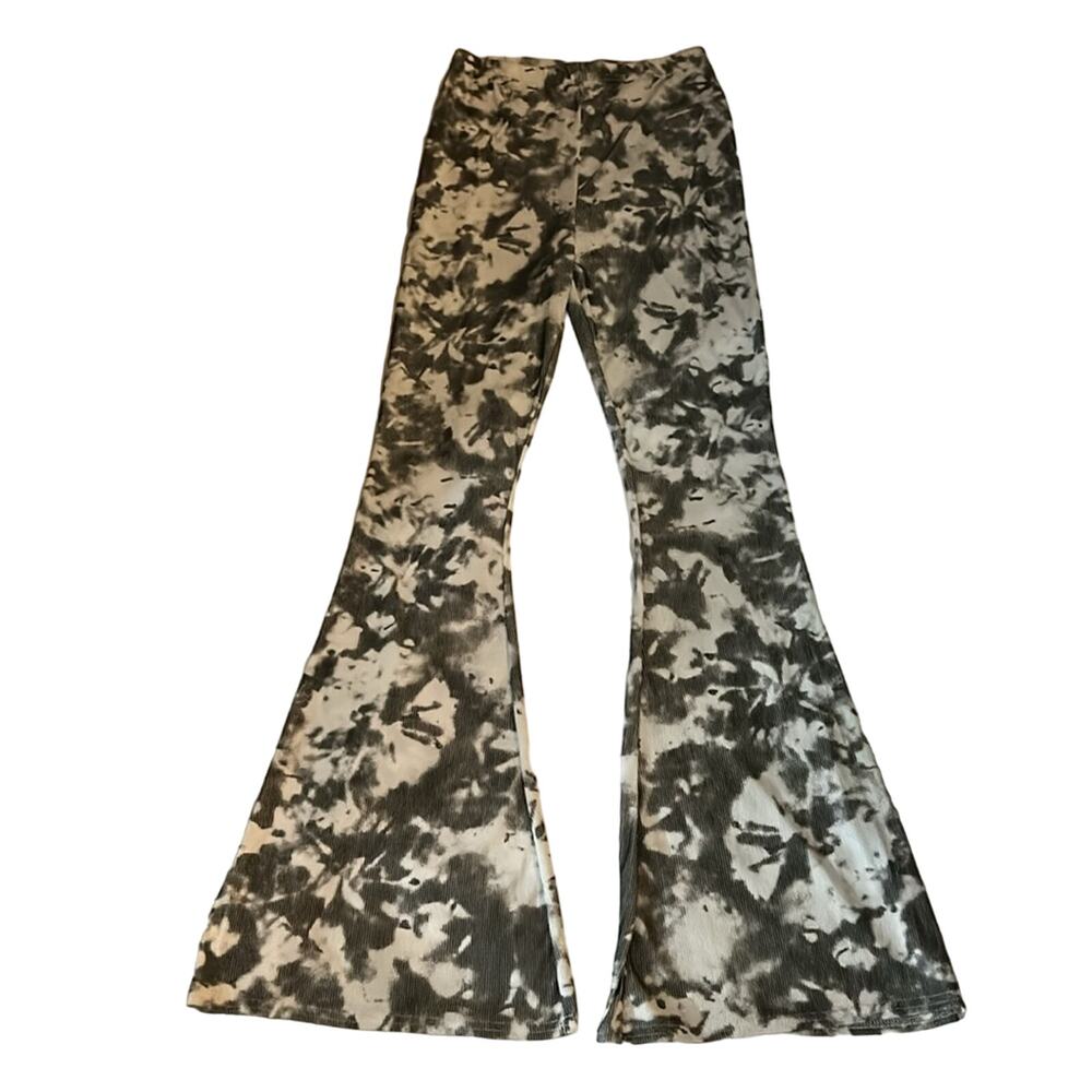 PrettyLittleThing Black/White Flared Tie Dye Trouser 6 Bellbottoms High Rise NEW